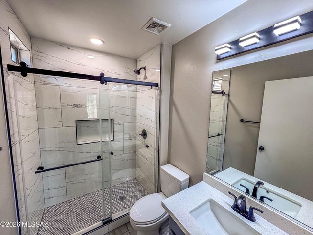 6938 S Creek Run Avenue, Tucson, AZ 85756