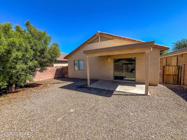 6938 S Creek Run Avenue, Tucson, AZ 85756