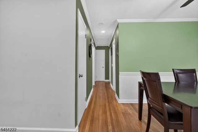 870 Crescent Dr, Rahway City, NJ 07065