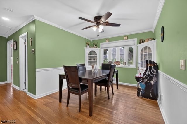 870 Crescent Dr, Rahway City, NJ 07065