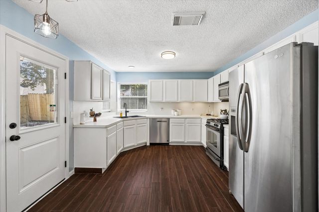 3909 Greenwood Drive, Pearland, TX 77584