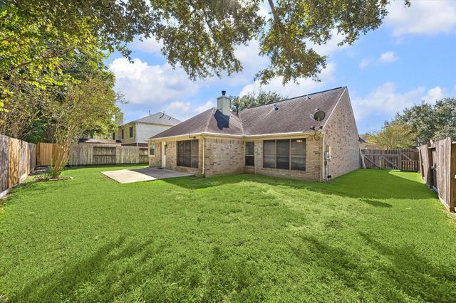 3909 Greenwood Drive, Pearland, TX 77584