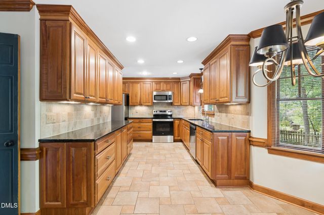 100 Lively Court W, Cary, NC 27511