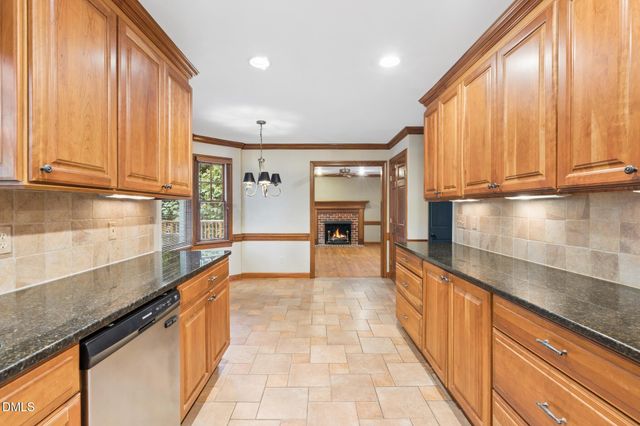 100 Lively Court W, Cary, NC 27511