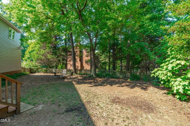 100 Lively Court W, Cary, NC 27511
