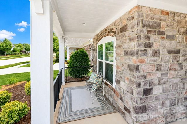 122 Wellspring Way, Mooresville, NC 28117