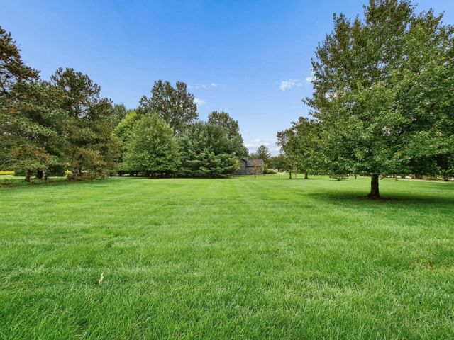 16 Olentangy Ridge Place, Powell, OH 43065