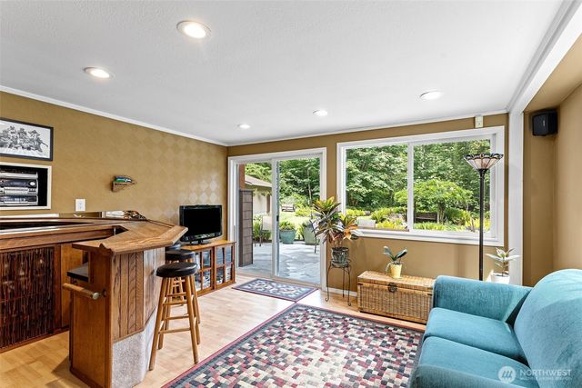 17729 S Tapps Drive E, Lake Tapps, WA 98391