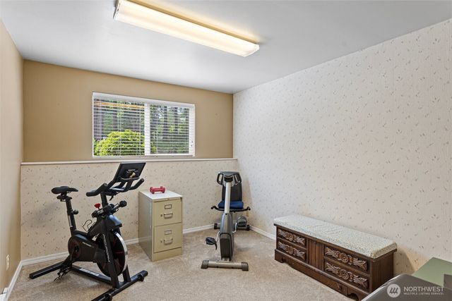 17729 S Tapps Drive E, Lake Tapps, WA 98391
