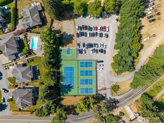 17729 S Tapps Drive E, Lake Tapps, WA 98391