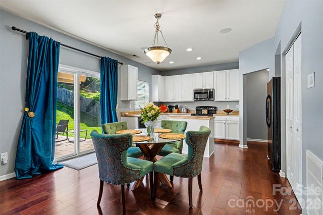 3315 Ashley View Drive, Charlotte, NC 28213