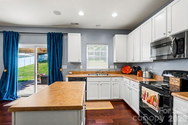 3315 Ashley View Drive, Charlotte, NC 28213