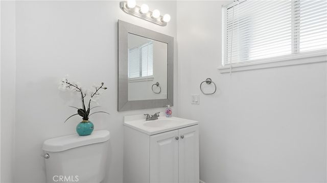 12135 186th, Artesia, CA 90701