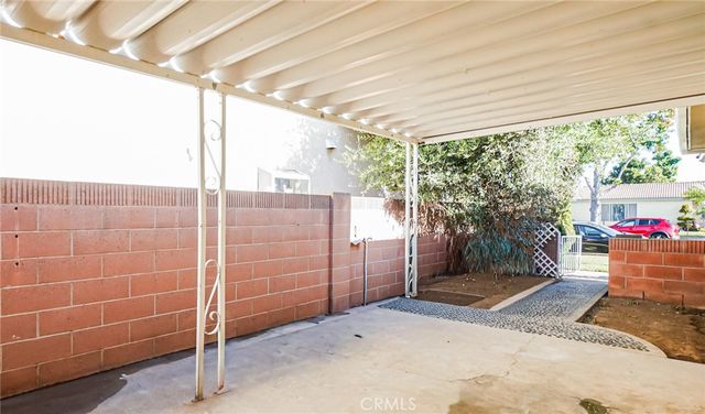 12135 186th, Artesia, CA 90701