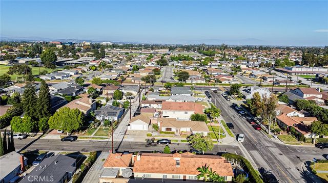 12135 186th, Artesia, CA 90701
