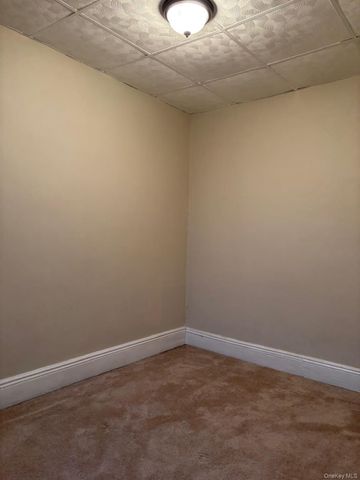 71-29 Myrtle Avenue 2nd Fl, Glendale, NY 11385