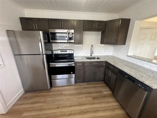 640 N 8TH STREET, Eagle Lake, FL 33839