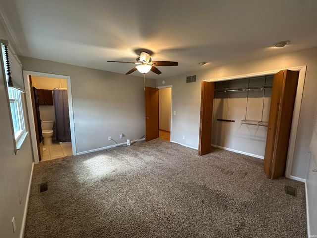 227 Holiday Lane, Greentown, IN 46936