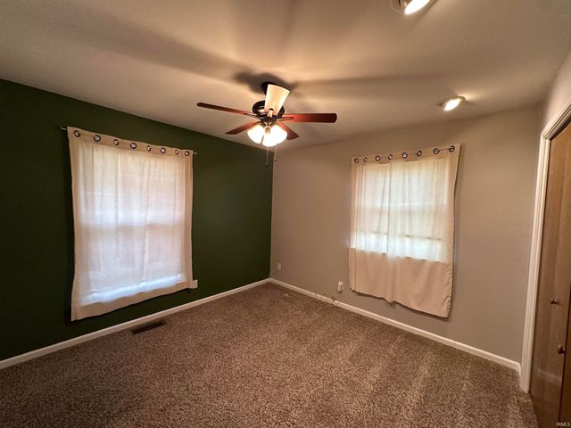 227 Holiday Lane, Greentown, IN 46936