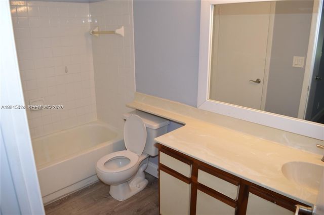 5740 Rock Island Rd 292, Tamarac, FL 33319