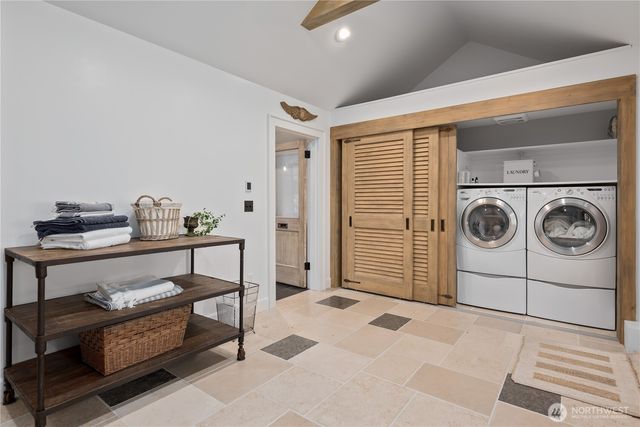 11726 NE 41st Street, Kirkland, WA 98033