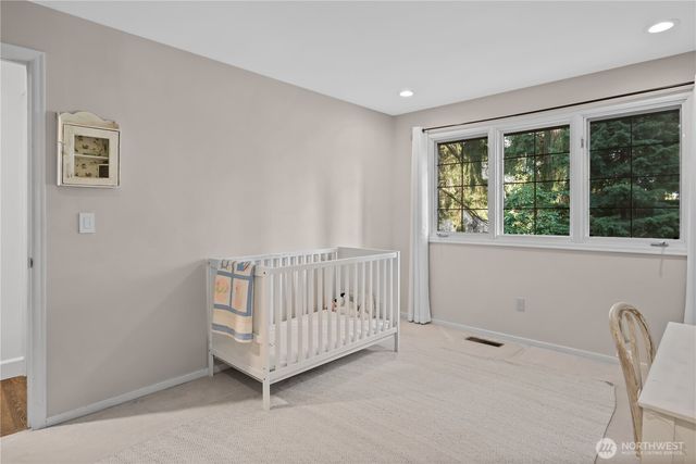 11726 NE 41st Street, Kirkland, WA 98033