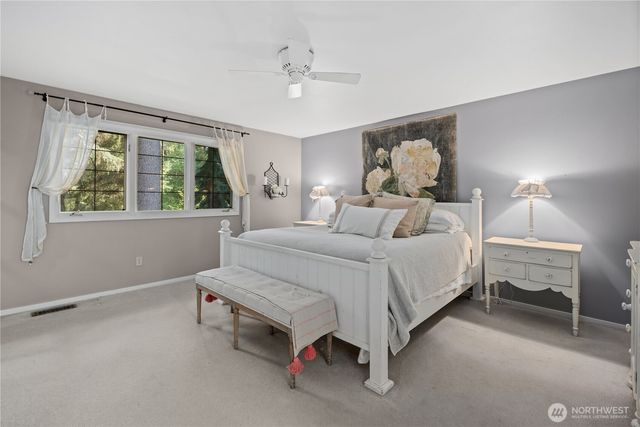 11726 NE 41st Street, Kirkland, WA 98033