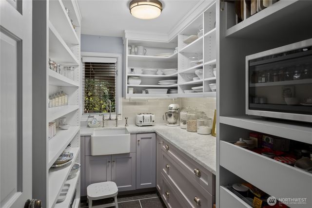 11726 NE 41st Street, Kirkland, WA 98033