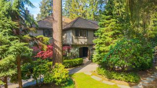 11726 NE 41st Street, Kirkland, WA 98033