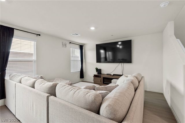 6136 Lily Garden Street, North Las Vegas, NV 89081