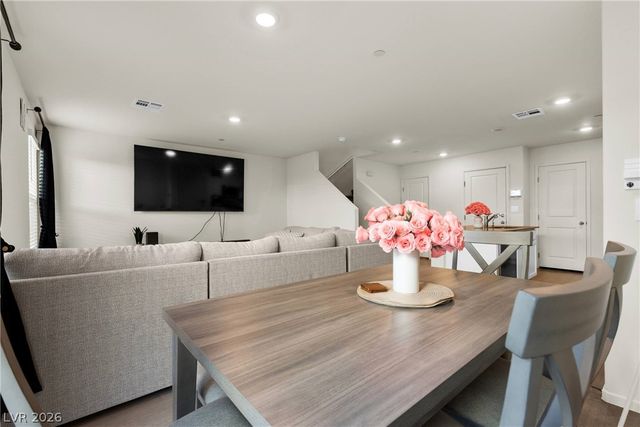 6136 Lily Garden Street, North Las Vegas, NV 89081