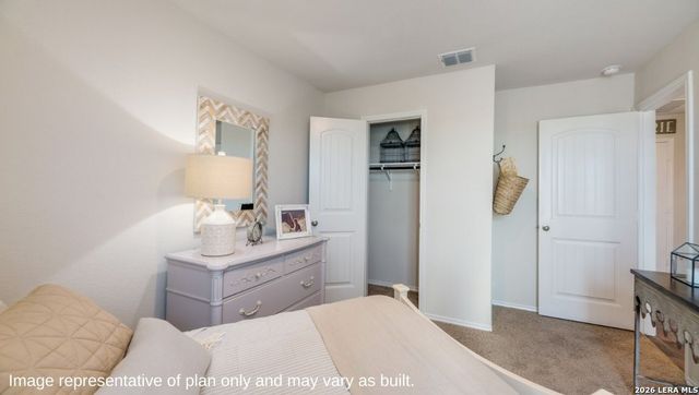 1554 Esmeralda Grv, San Antonio, TX 78253