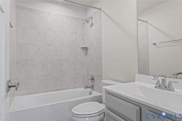 4449 Braden Woods Dr, Chesterfield, VA 23832