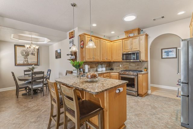 2232 Haviland Drive, Grants Pass, OR 97527