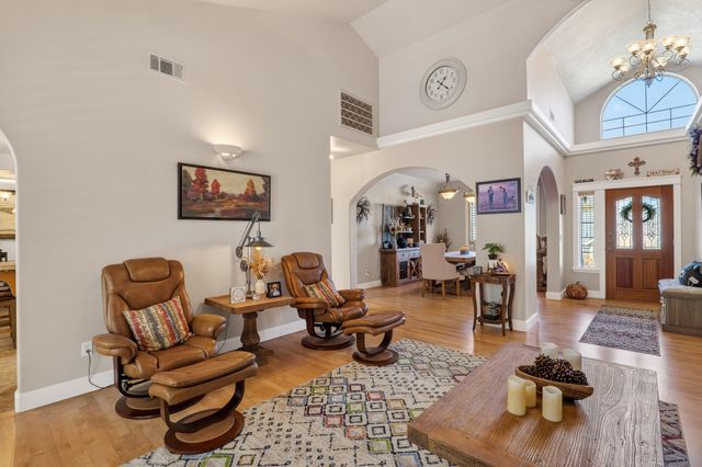 2232 Haviland Drive, Grants Pass, OR 97527