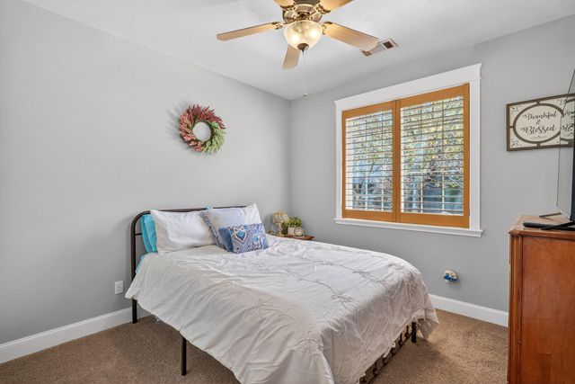 2232 Haviland Drive, Grants Pass, OR 97527