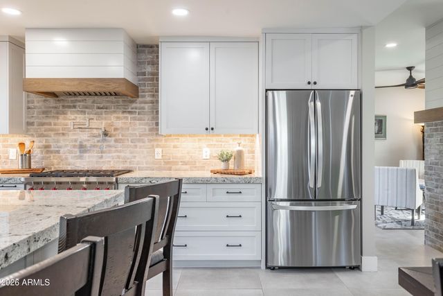 9618 N 35th Place, Phoenix, AZ 85028