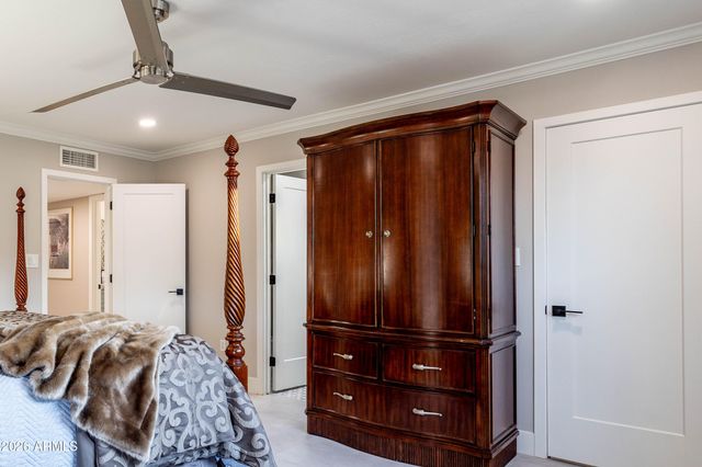 9618 N 35th Place, Phoenix, AZ 85028