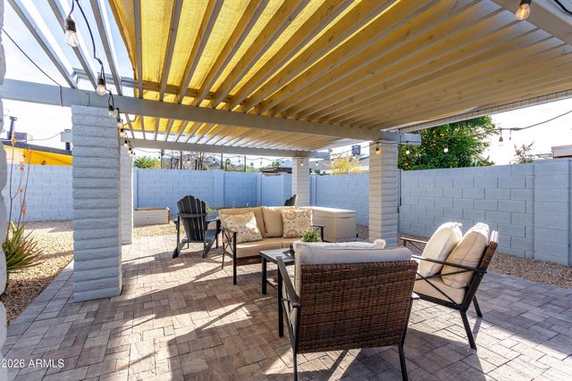 9618 N 35th Place, Phoenix, AZ 85028