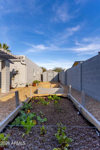 9618 N 35th Place, Phoenix, AZ 85028