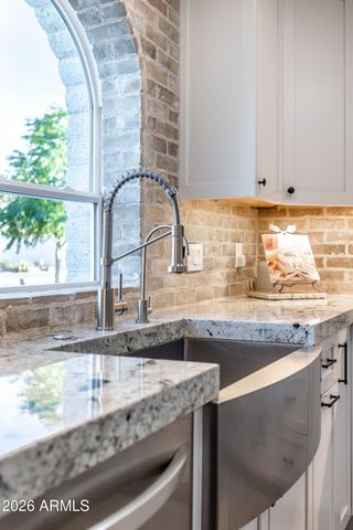 9618 N 35th Place, Phoenix, AZ 85028