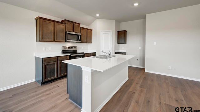 107 Willow Branch Lane, Canton, TX 75103