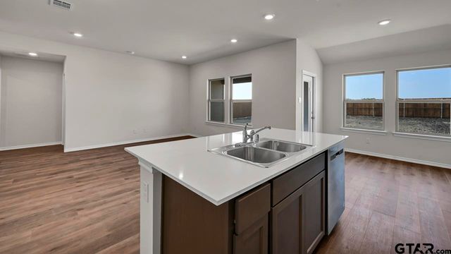 107 Willow Branch Lane, Canton, TX 75103