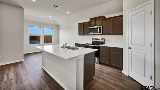 107 Willow Branch Lane, Canton, TX 75103