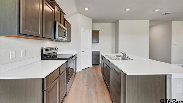 107 Willow Branch Lane, Canton, TX 75103