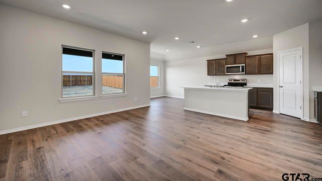107 Willow Branch Lane, Canton, TX 75103