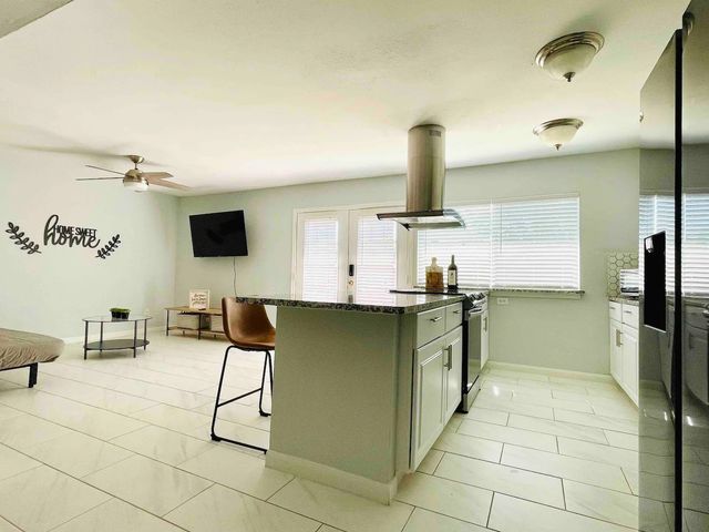 4821 Hamilton Court, The Colony, TX 75056