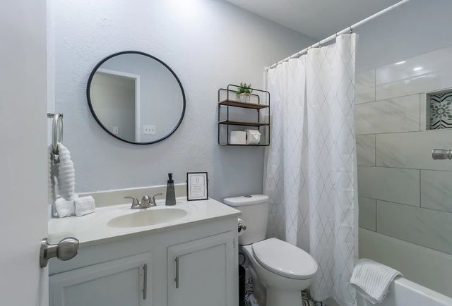 4821 Hamilton Court, The Colony, TX 75056