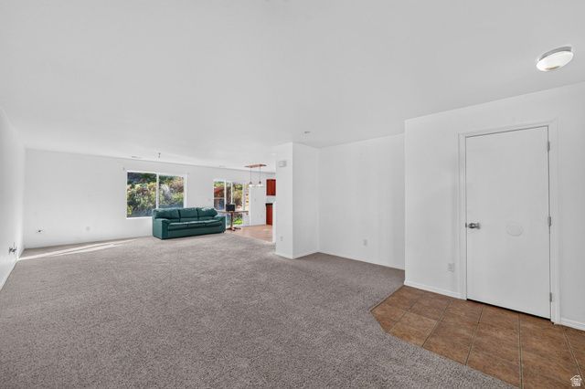 261 W KESTREL DR, Saratoga Springs, UT 84045