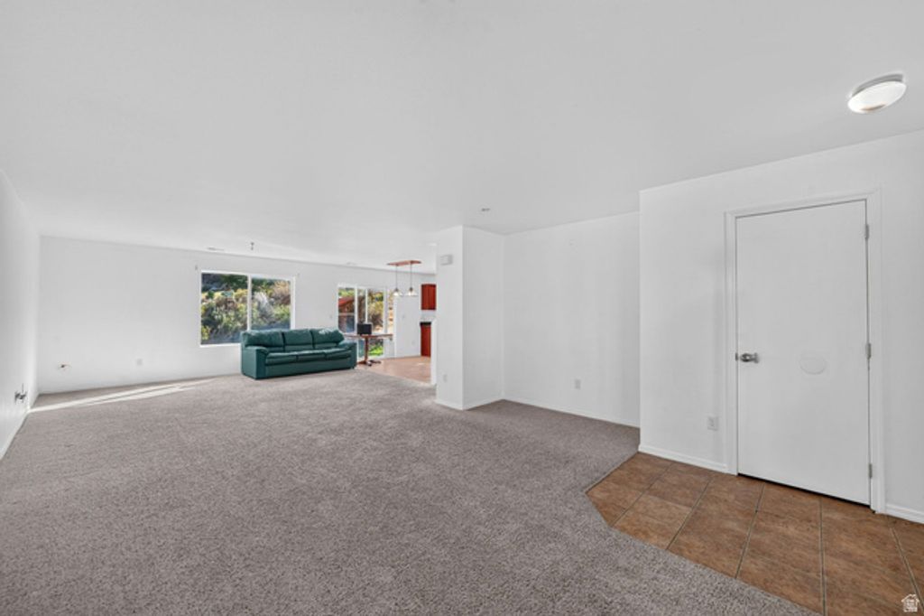261 W KESTREL DR, Saratoga Springs, UT 84045 — photo 5